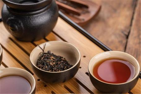 紅茶天天喝對身體好不好 紅茶一天喝多少合適 紅茶天天喝對身體好不好 紅茶一天喝多少合適
