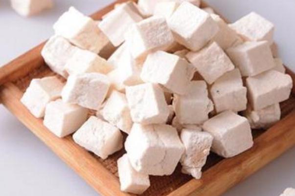 茯苓的功效與作用 茯苓的副作用 茯苓的功效與作用 茯苓的副作用