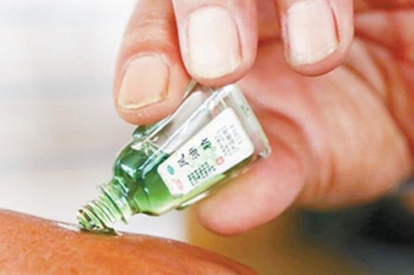 風(fēng)油精會(huì)傷害皮膚嗎 風(fēng)油精會(huì)燃燒或者爆炸嗎 風(fēng)油精會(huì)傷害皮膚嗎 風(fēng)油精會(huì)燃燒或者爆炸嗎