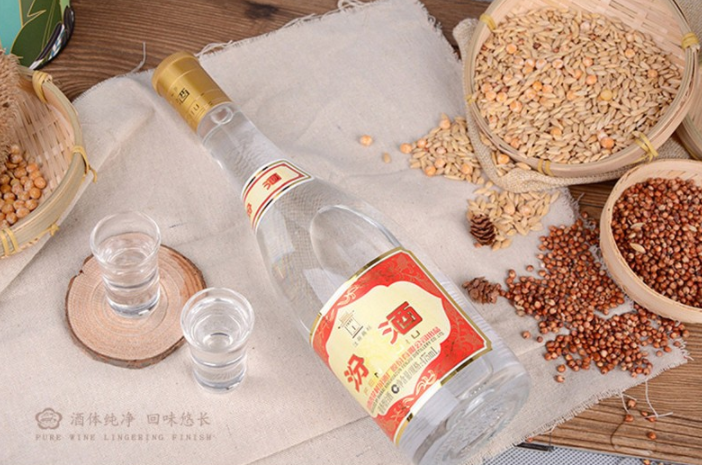 黃蓋玻汾53度多少錢一瓶 黃蓋玻汾和紅蓋玻汾有什么區(qū)別 黃蓋玻汾53度多少錢一瓶 黃蓋玻汾和紅蓋玻汾有什么區(qū)別