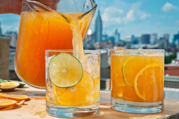 早上可以喝橙汁嘛 吃什么不能喝橙汁 早上可以喝橙汁嘛 吃什么不能喝橙汁