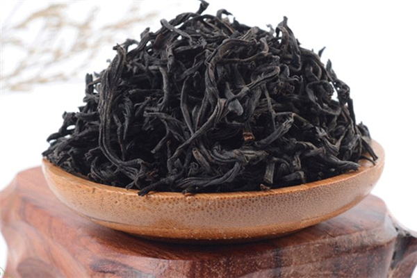 正山小種無(wú)煙味和煙熏味哪種好 正山小種哪種顏色是最好的 正山小種無(wú)煙味和煙熏味哪種好 正山小種哪種顏色是最好的