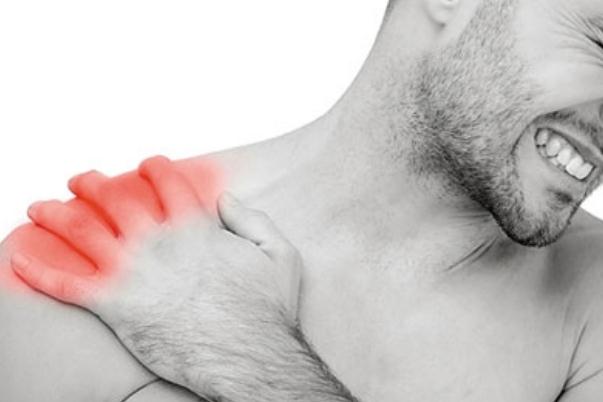 肩周炎貼什么膏藥好 肩周炎可以熱敷嗎 肩周炎貼什么膏藥好 肩周炎可以熱敷嗎