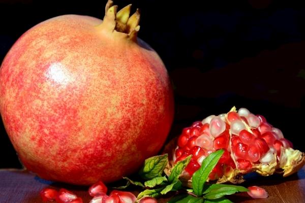 石榴會(huì)引起蕁麻疹嗎 石榴會(huì)升高血糖嗎 石榴會(huì)引起蕁麻疹嗎 石榴會(huì)升高血糖嗎