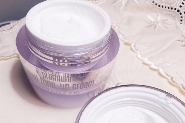 素顏霜會過期嗎 素顏霜過期了還能用嗎 素顏霜會過期嗎 素顏霜過期了還能用嗎