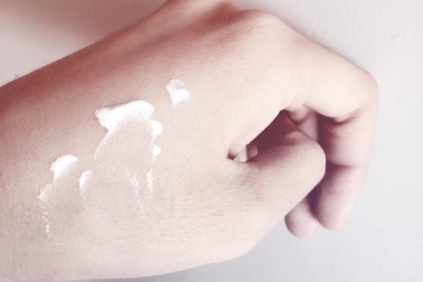 素顏霜的保質(zhì)期一般是多長時間 素顏霜有什么成分 素顏霜的保質(zhì)期一般是多長時間 素顏霜有什么成分