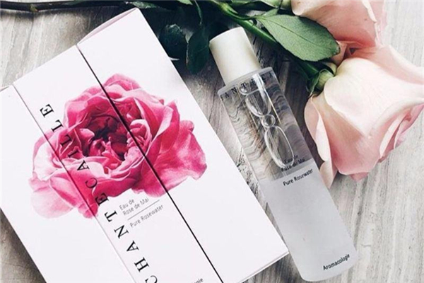 玫瑰水保濕補(bǔ)水效果好嗎 玫瑰水保濕原理 玫瑰水保濕補(bǔ)水效果好嗎 玫瑰水保濕原理