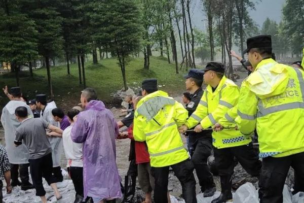 陜西罕見暴雨人員零傷亡 暴雨時能開空調(diào)嗎 陜西罕見暴雨人員零傷亡 暴雨時能開空調(diào)嗎