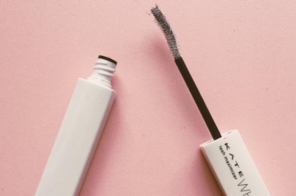 睫毛打底是干啥的 睫毛打底和睫毛膏區(qū)別 睫毛打底是干啥的 睫毛打底和睫毛膏區(qū)別