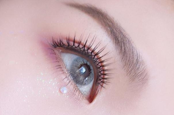 戴假睫毛對眼睛有害嗎 假睫毛會傷害真睫毛嗎 戴假睫毛對眼睛有害嗎 假睫毛會傷害真睫毛嗎