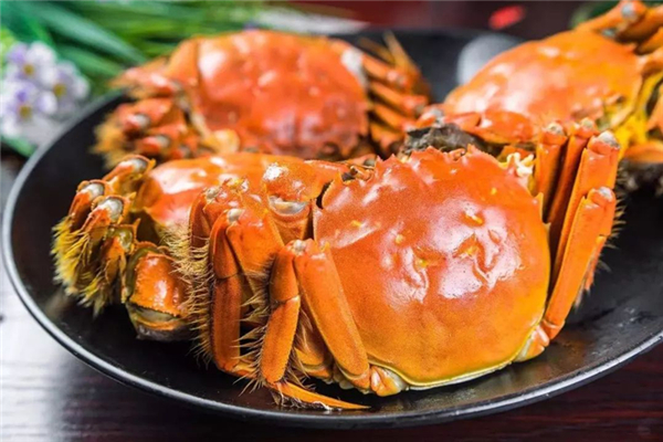螃蟹蒸的時(shí)候?yàn)槭裁床幌?蒸螃蟹要放什么 螃蟹蒸的時(shí)候?yàn)槭裁床幌?蒸螃蟹要放什么