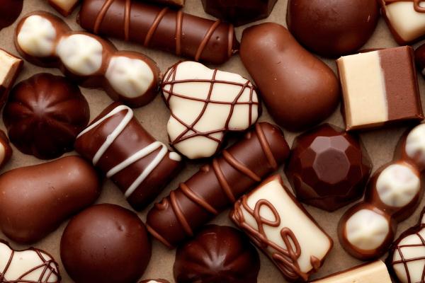 巧克力有苦的嗎 為什么黑巧克力有點苦 巧克力有苦的嗎 為什么黑巧克力有點苦