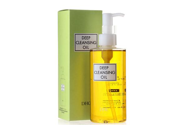 卸妝油會(huì)傷害角質(zhì)層嗎 卸妝油會(huì)傷害皮膚嗎 卸妝油會(huì)傷害角質(zhì)層嗎 卸妝油會(huì)傷害皮膚嗎