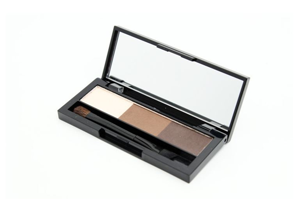 眉粉和眉筆哪個更適合初學(xué)者 眉粉和眉筆的區(qū)別在哪 眉粉和眉筆哪個更適合初學(xué)者 眉粉和眉筆的區(qū)別在哪