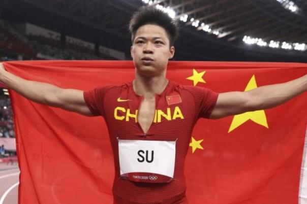 中國代表團(tuán)旗手蘇炳添亮相 短跑的好處有哪些 中國代表團(tuán)旗手蘇炳添亮相 短跑的好處有哪些