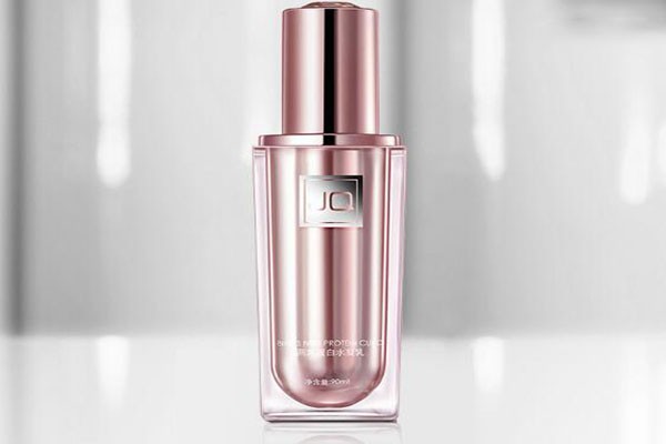 精華液在什么時候涂 精華液在哪個步驟用比較好 精華液在什么時候涂 精華液在哪個步驟用比較好