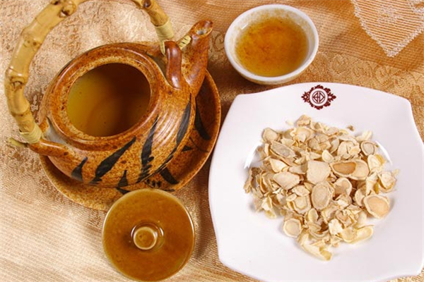 西洋參茶可以提神嗎 西洋參茶的功效和作用 西洋參茶可以提神嗎 西洋參茶的功效和作用