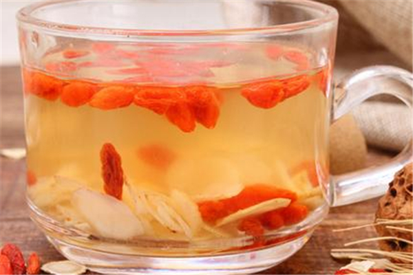 西洋參茶可以每天喝嗎 西洋參茶一次放幾片 西洋參茶可以每天喝嗎 西洋參茶一次放幾片