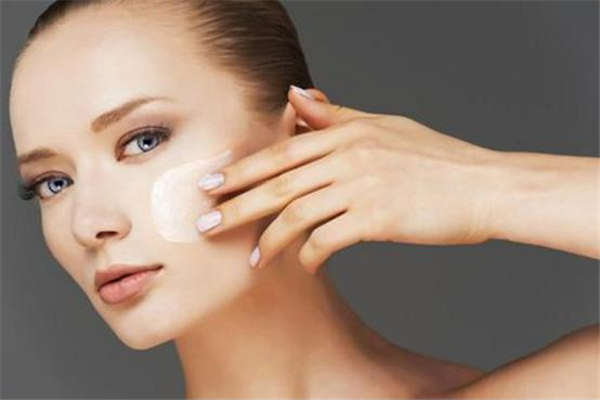 大腿黑色素沉淀怎么去除 大腿黑了一塊怎么回事 大腿黑色素沉淀怎么去除 大腿黑了一塊怎么回事