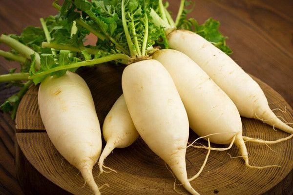 白蘿卜可以和胡蘿卜一起吃嗎 白蘿卜可以和西紅柿一起吃嗎 白蘿卜可以和胡蘿卜一起吃嗎 白蘿卜可以和西紅柿一起吃嗎