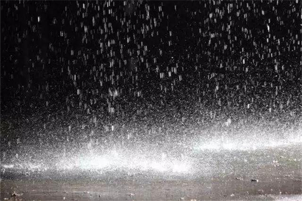 鄭州核酸檢測(cè)找到暴雨中失蹤男孩 暴雨來臨時(shí)我們應(yīng)該躲在哪里 鄭州核酸檢測(cè)找到暴雨中失蹤男孩 暴雨來臨時(shí)我們應(yīng)該躲在哪里