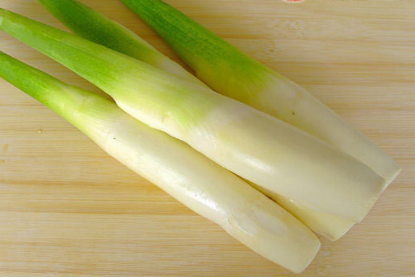 茭白會(huì)導(dǎo)致尿酸高嗎 茭白會(huì)導(dǎo)致過(guò)敏嗎 茭白會(huì)導(dǎo)致尿酸高嗎 茭白會(huì)導(dǎo)致過(guò)敏嗎