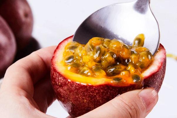 百香果會胖嗎 百香果減肥一天吃幾個為宜 百香果會胖嗎 百香果減肥一天吃幾個為宜