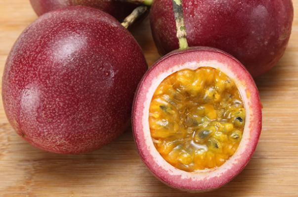 百香果蜂蜜水功效 百香果蜂蜜水怎么做 百香果蜂蜜水功效 百香果蜂蜜水怎么做