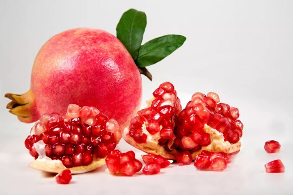 石榴會(huì)導(dǎo)致回奶嗎 石榴會(huì)導(dǎo)致咳嗽嗎 石榴會(huì)導(dǎo)致回奶嗎 石榴會(huì)導(dǎo)致咳嗽嗎