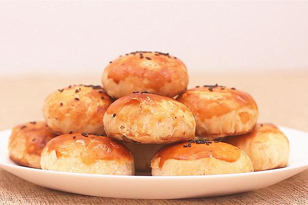 蘇式月餅和廣式月餅哪個好吃 蘇式月餅和廣式月餅哪個熱量高 蘇式月餅和廣式月餅哪個好吃 蘇式月餅和廣式月餅哪個熱量高