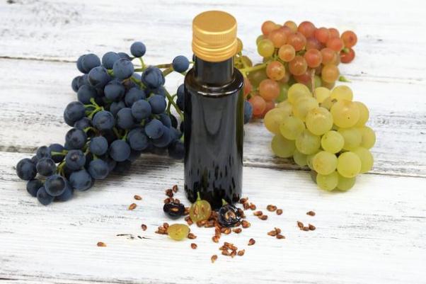 葡萄籽膠囊會導致便秘嗎 葡萄籽膠囊會引起結(jié)石嗎 葡萄籽膠囊會導致便秘嗎 葡萄籽膠囊會引起結(jié)石嗎