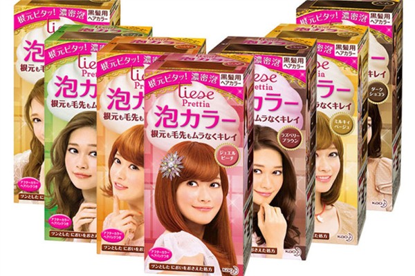 泡泡染發(fā)劑弄在皮膚上怎么洗掉 泡泡染發(fā)劑弄到衣服上怎么洗掉 泡泡染發(fā)劑弄在皮膚上怎么洗掉 泡泡染發(fā)劑弄到衣服上怎么洗掉