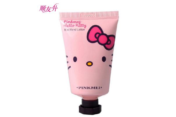 護(hù)手霜可以抹臉上嗎 護(hù)手霜可以當(dāng)身體乳用嗎 護(hù)手霜可以抹臉上嗎 護(hù)手霜可以當(dāng)身體乳用嗎