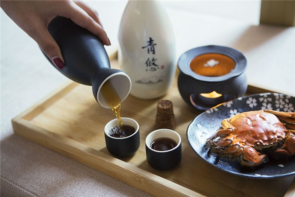 黃酒一般多少度 黃酒小孩子可以吃嗎 黃酒一般多少度 黃酒小孩子可以吃嗎