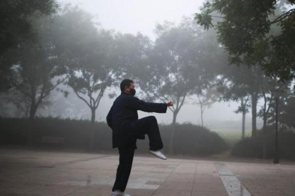 打太極拳可以治療什么病 打太極拳可以降血壓?jiǎn)? alt=