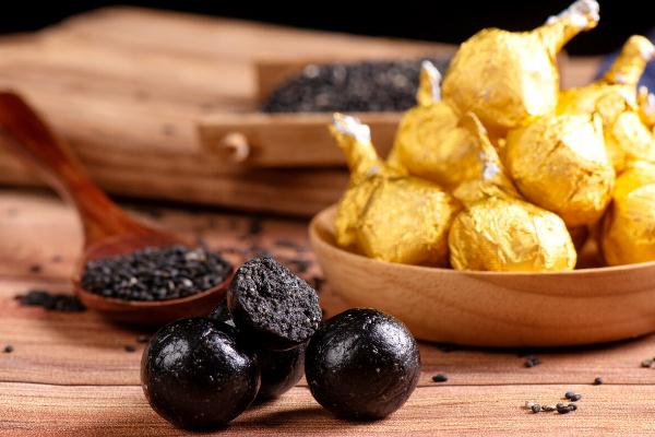 黑芝麻丸是干什么用的 黑芝麻丸要吃多久有效果 黑芝麻丸是干什么用的 黑芝麻丸要吃多久有效果