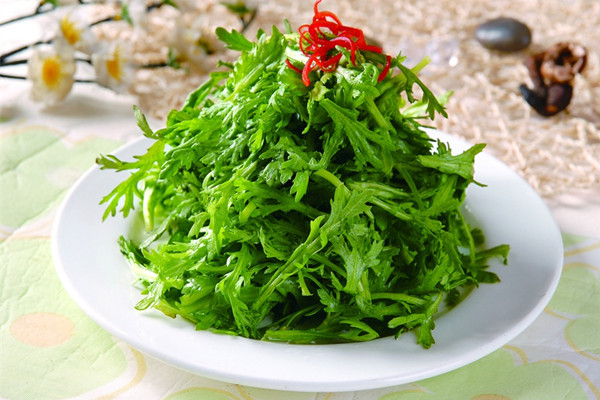 茼蒿可以緩解便秘嗎 茼蒿可以緩解失眠嗎 茼蒿可以緩解便秘嗎 茼蒿可以緩解失眠嗎