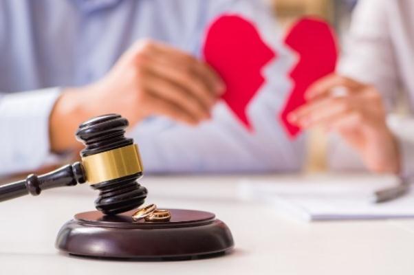 女子產(chǎn)后抑郁丈夫訴離婚被駁回 產(chǎn)后抑郁一般發(fā)生在產(chǎn)后多長(zhǎng)時(shí)間 女子產(chǎn)后抑郁丈夫訴離婚被駁回 產(chǎn)后抑郁一般發(fā)生在產(chǎn)后多長(zhǎng)時(shí)間