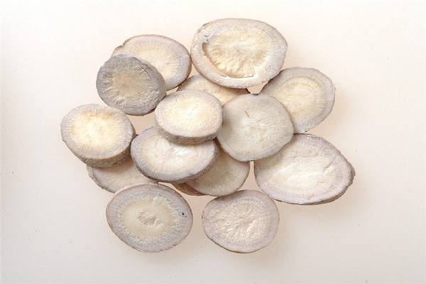 白芍可以燉湯嗎 白芍燉湯的做法 白芍可以燉湯嗎 白芍燉湯的做法