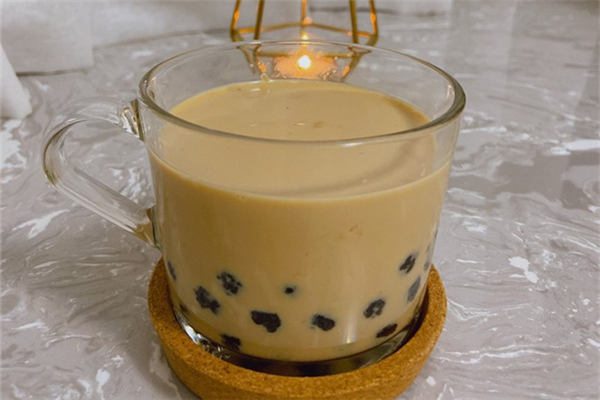 秋天的第一杯奶茶是什么含義 秋天喝奶茶是什么意思暗語(yǔ) 秋天的第一杯奶茶是什么含義 秋天喝奶茶是什么意思暗語(yǔ)