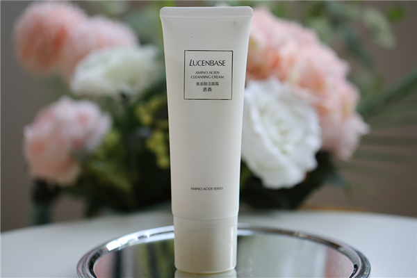 透真氨基酸洗面奶怎么樣 透真氨基酸洗面奶成分分析 透真氨基酸洗面奶怎么樣 透真氨基酸洗面奶成分分析