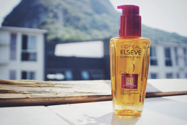 護發(fā)精油是護發(fā)素嗎 護發(fā)精油和護發(fā)素的區(qū)別在哪 護發(fā)精油是護發(fā)素嗎 護發(fā)精油和護發(fā)素的區(qū)別在哪