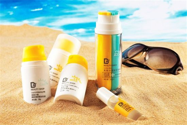 秋季涂防曬還是隔離 秋季防曬指數(shù)多少合適 秋季涂防曬還是隔離 秋季防曬指數(shù)多少合適