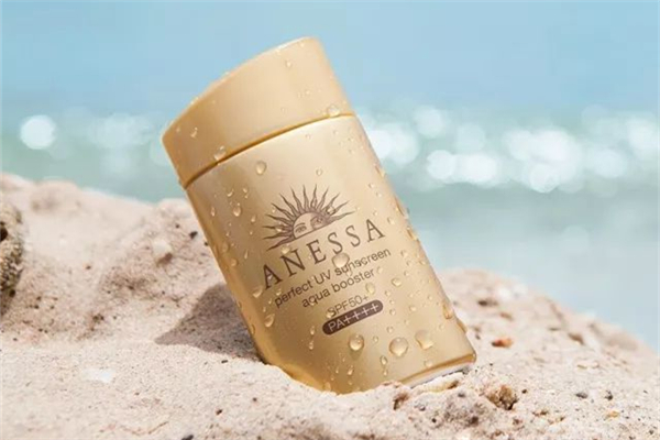 秋季涂防曬還是隔離 秋季防曬指數(shù)多少合適 秋季涂防曬還是隔離 秋季防曬指數(shù)多少合適