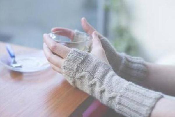 手腳冰涼會發(fā)燒嗎 手腳冰涼會導(dǎo)致不孕嗎 手腳冰涼會發(fā)燒嗎 手腳冰涼會導(dǎo)致不孕嗎