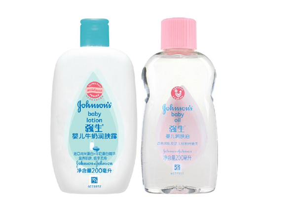 強(qiáng)生潤(rùn)膚油可以給寶寶用嗎 強(qiáng)生潤(rùn)膚油是護(hù)理油么 強(qiáng)生潤(rùn)膚油可以給寶寶用嗎 強(qiáng)生潤(rùn)膚油是護(hù)理油么