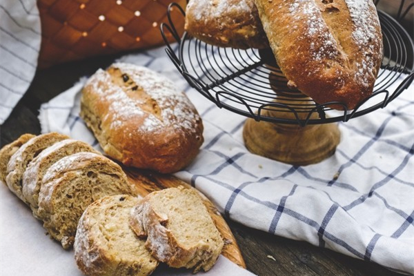 全麥歐包的熱量 全麥歐包一天最多吃幾個 全麥歐包的熱量 全麥歐包一天最多吃幾個