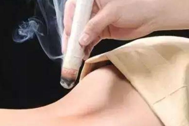 艾灸排寒氣的感覺 艾灸后寒氣從哪里排出 艾灸排寒氣的感覺 艾灸后寒氣從哪里排出