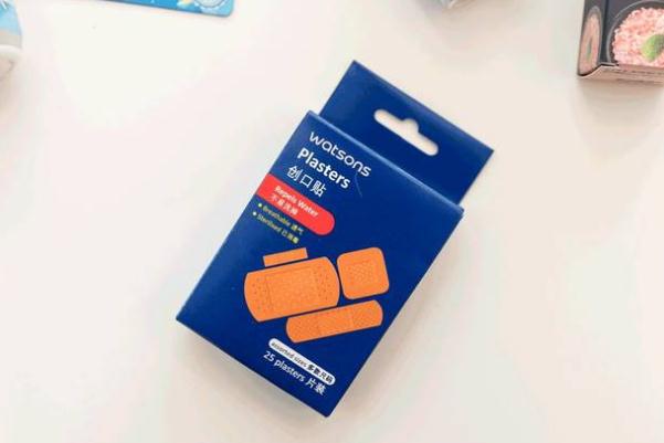 創(chuàng)可貼對(duì)傷口愈合好嘛 傷口貼創(chuàng)可貼好還是不貼好 創(chuàng)可貼對(duì)傷口愈合好嘛 傷口貼創(chuàng)可貼好還是不貼好