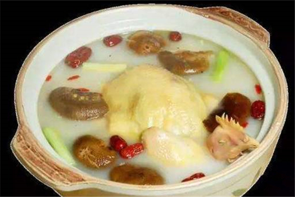 雞湯會堵奶嗎 雞湯下奶怎么做 雞湯會堵奶嗎 雞湯下奶怎么做